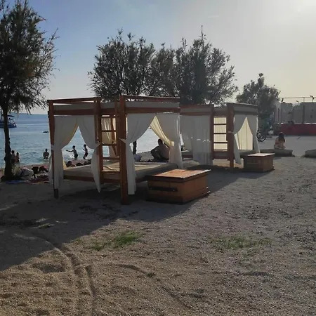 Mamich * Kastela